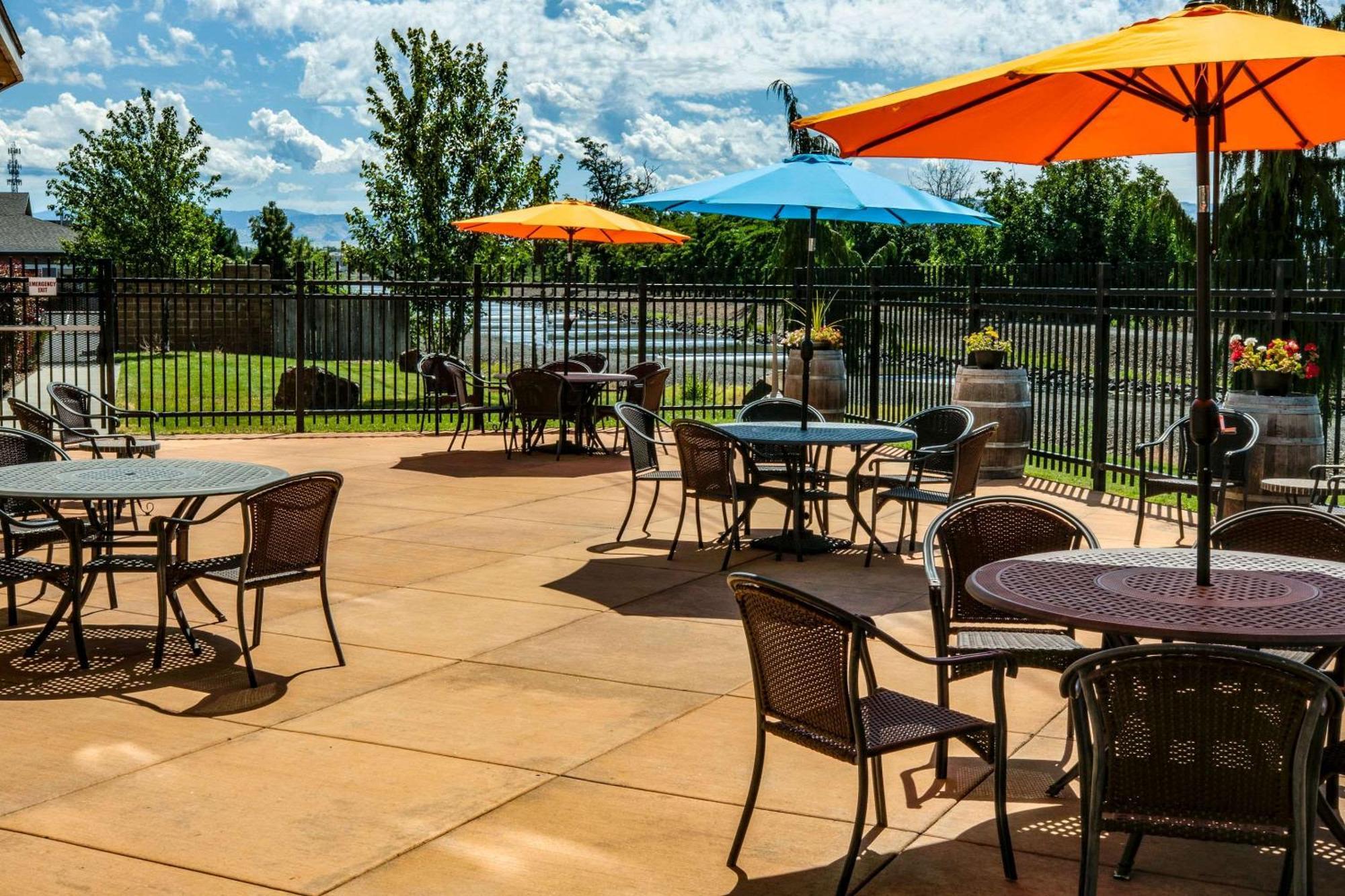 Comfort Inn & Suites Walla Walla Exterior foto